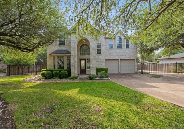 2nd image of 13202 Fawn Valley Dr, Cedar Park, TX 78613 | MLS# 9687525
