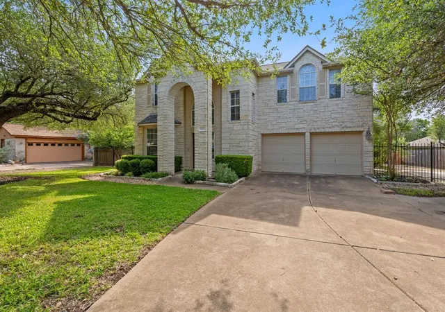 3rd image of 13202 Fawn Valley Dr, Cedar Park, TX 78613 | MLS# 9687525