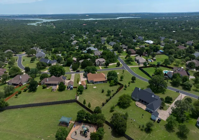 Photo 1 of Single family home for sale at 101 Lakeview Ln, Georgetown, TX 78633 | MLS# 8431423 | Listing updated on 2026-08-16
