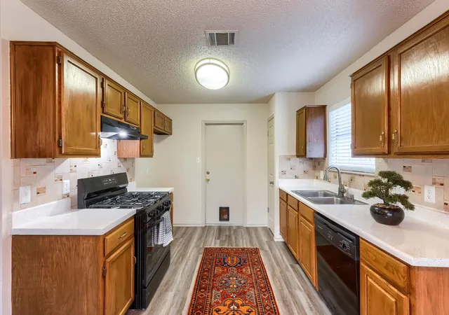 Photo 3 of Single family home for sale at 814 Smoke Signal Pass, Pflugerville, TX 78660 | MLS# 1550452 | Listing updated on 2026-09-03