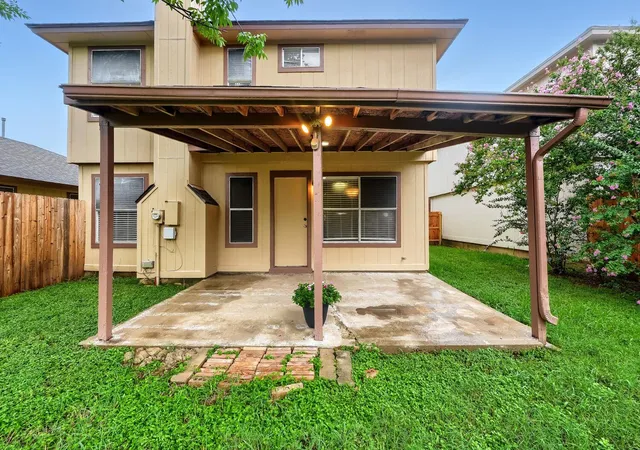 Photo 4 of Single family home for sale at 814 Smoke Signal Pass, Pflugerville, TX 78660 | MLS# 1550452 | Listing updated on 2026-09-03
