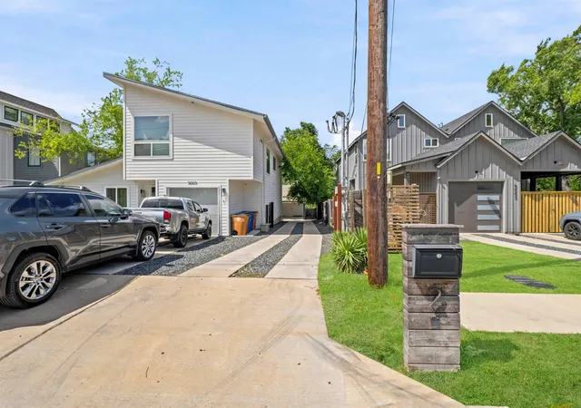 Photo 24 of Condo for sale at 5005 Lott Ave #2, Austin, TX 78721 | MLS# 1756447 | Listing updated on 2026-09-07