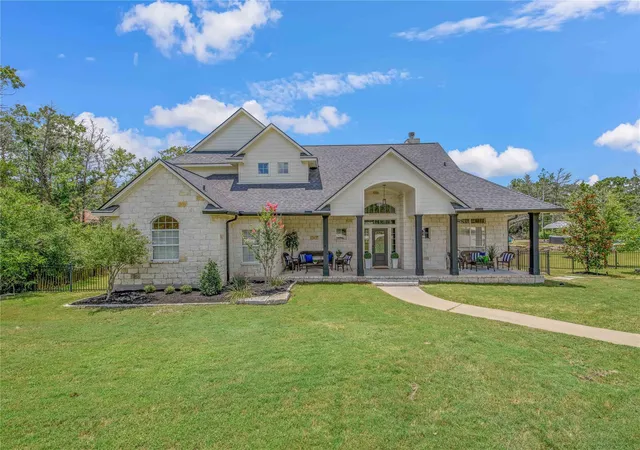 2nd image of 442 Shady Creek Dr, Bryan, TX 77808 | MLS# 5586331
