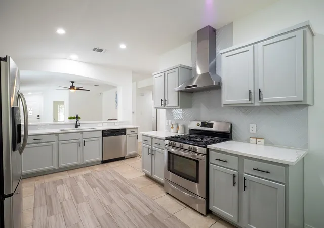 Photo 2 of Single family home for sale at 3900 Sojourner St, Austin, TX 78725 | MLS# 9272787 | Listing updated on 2026-07-28