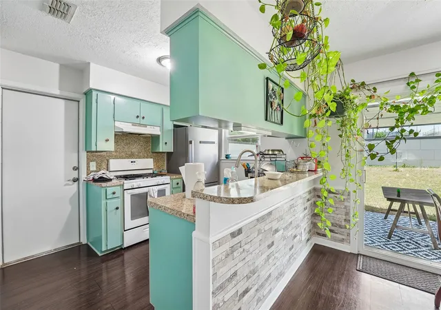 Photo 3 of Single family home for sale at 1106 Chesapeake Dr, Austin, TX 78758 | MLS# 9869359 | Listing updated on 2026-08-13