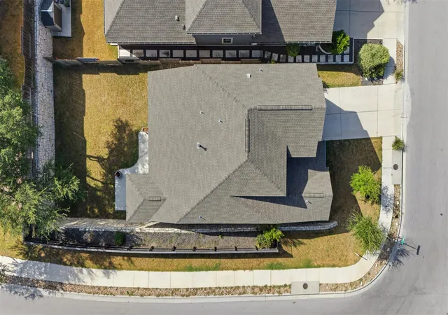 Photo 4 of Single family home for sale at 336 Berkeley Pl, Georgetown, TX 78628 | MLS# 9865219 | Listing updated on 2026-09-25