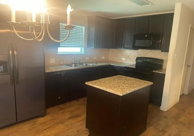 5th image of 12204 Waterford Run Wy, Manor, TX 78653 | MLS# 1930939