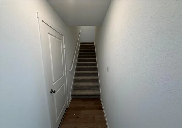 Photo 3 of Single family home for sale at 305 Rockies Rd, Hutto, TX 78634 | MLS# 5114126 | Listing updated on 2026-09-22