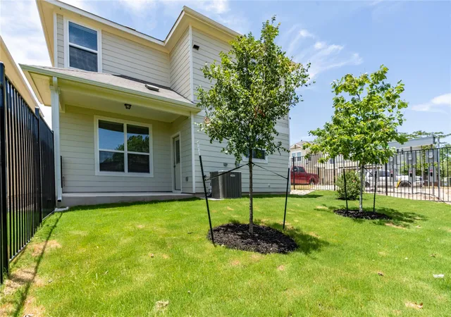 Photo 3 of Single family home for sale at 9601 Dawn Pearl Dr #21, Austin, TX 78748 | MLS# 4008844 | Listing updated on 2026-07-06