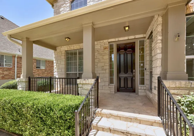 Photo 4 of Single family home for sale at 9804 Bundoran Dr, Austin, TX 78717 | MLS# 2943554 | Listing updated on 2026-09-03