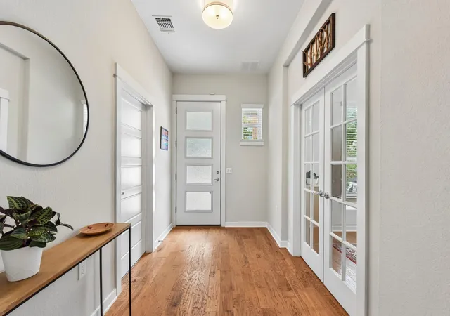 3rd image of 3917 Vaughan St, Austin, TX 78723 | MLS# 2944991