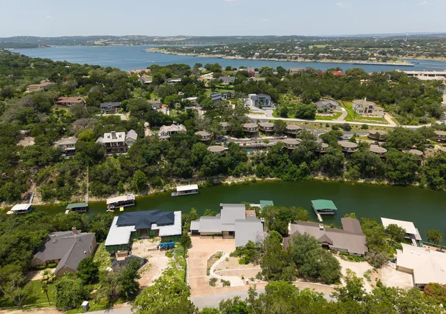 Photo 1 of Single family home for sale at 718 Bermuda St, Lakeway, TX 78734 | MLS# 2912033 | Listing updated on 2026-08-31