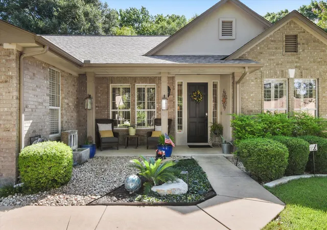 3rd image of 104 Wild Rose Dr, Georgetown, TX 78633 | MLS# 5499517