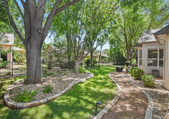 40th image of 104 Wild Rose Dr, Georgetown, TX 78633 | MLS# 5499517