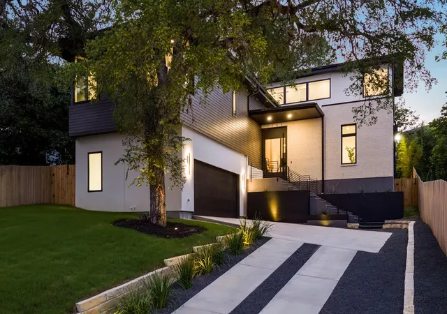 Photo 2 of Single family home for sale at 1102 Summit St, Austin, TX 78741 | MLS# 4414626 | Listing updated on 2026-10-05