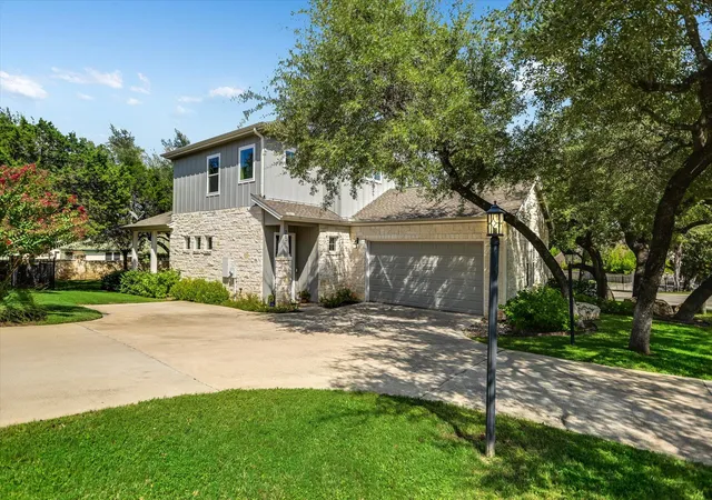 2nd image of 207 Fairlake Cir, Lakeway, TX 78734 | MLS# 5329880