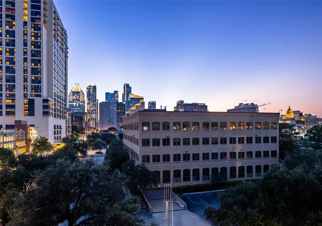 5th image of 507 Sabine St #404, Austin, TX 78701 | MLS# 2663963
