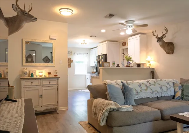 5th image of 304 Mildred St, Burnet, TX 78611 | MLS# 9020232