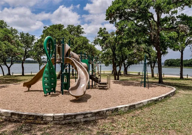 35th image of 4712 Country Club Dr, Lago Vista, TX 78645 | MLS# 3459188