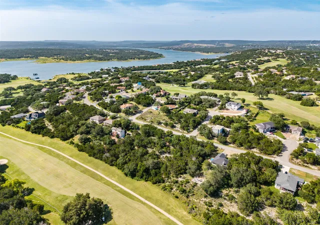 5th image of 4712 Country Club Dr, Lago Vista, TX 78645 | MLS# 3459188