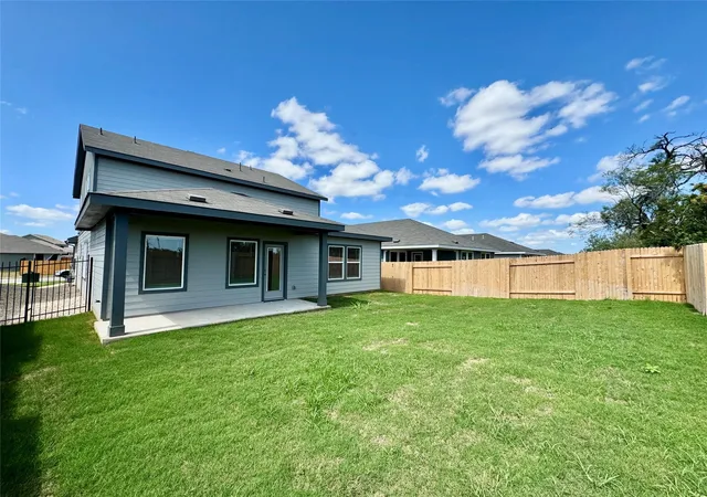Photo 4 of Sale Pending at 12508 Saint Thomas Dr, Del Valle, TX 78617 | MLS# 4887509 | Listing updated on 2026-09-04