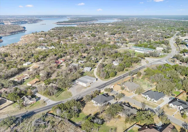 Homes for sale in Belton, TX | 102 Rancho Del Lago Ln, Belton, TX 76513 | MLS# 2756958