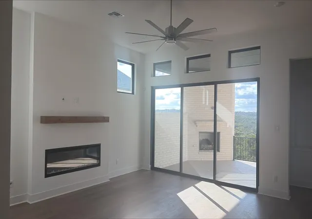 Single family home for sale at 18800 Hopper Ln, Austin, TX 78738 | MLS# 4996569