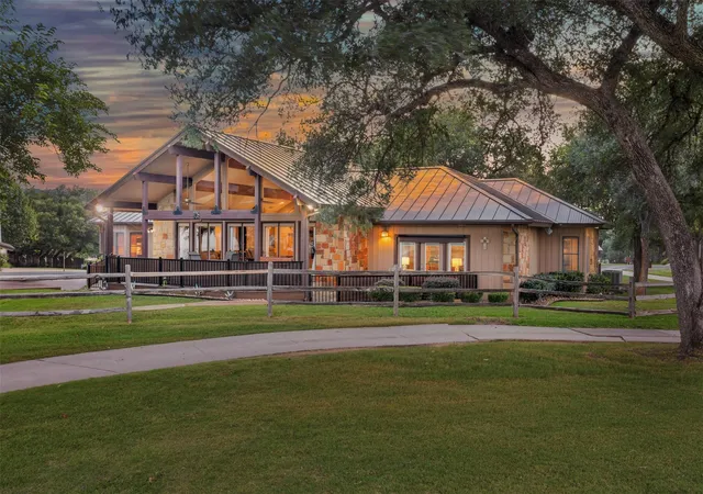 Homes for sale in Horseshoe Bay, TX | 624 Hi Stirrup, Horseshoe Bay, TX 78657 | MLS# 1997204