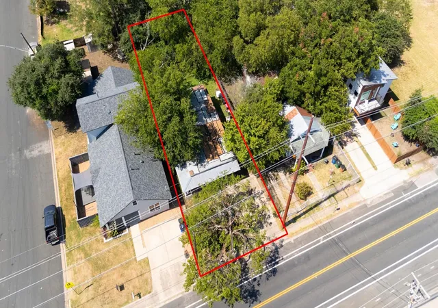3rd image of 2909 E 5Th St, Austin, TX 78702 | MLS# 9268803