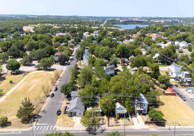 5th image of 2909 E 5Th St, Austin, TX 78702 | MLS# 9268803