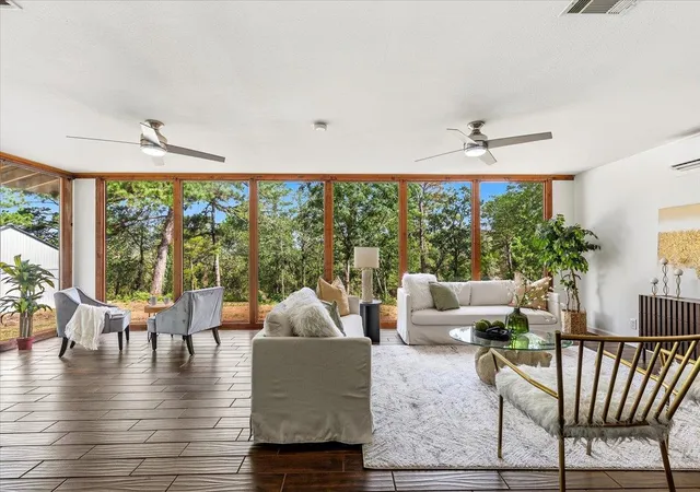 1st image of 28 Lost Pines Ave, Bastrop, TX 78602 | MLS# 6779239