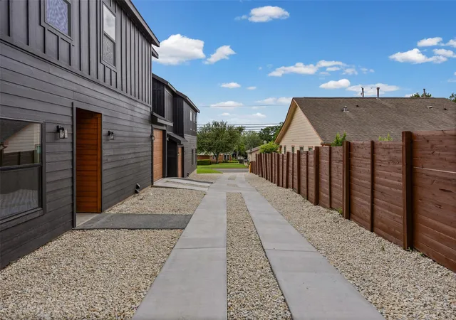 Photo 4 of Single family home for sale at 7310 Carver Ave #2, Austin, TX 78752 | MLS# 7127610 | Listing updated on 2026-08-31