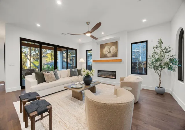 Photo 2 of Single family home for sale at 4304 Shoalwood Ave, Austin, TX 78756 | MLS# 2045465 | Listing updated on 2026-09-03