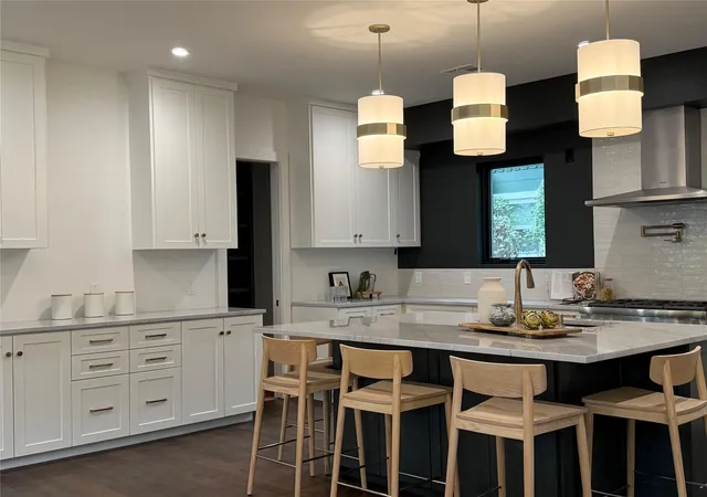 Photo 4 of Single family home for sale at 4304 Shoalwood Ave, Austin, TX 78756 | MLS# 2045465 | Listing updated on 2026-09-03