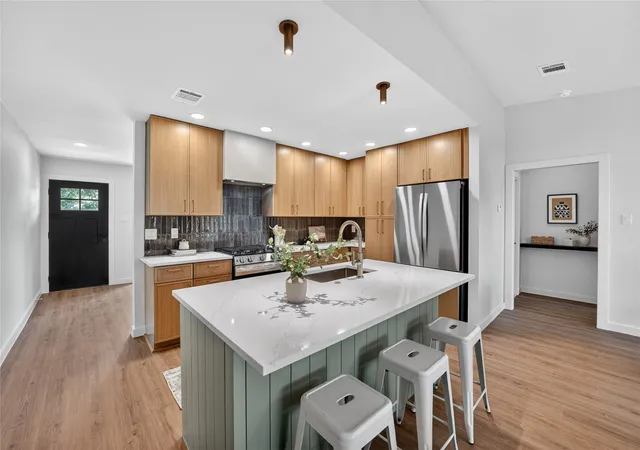 1st image of 2412 Aldford Dr, Austin, TX 78745 | MLS# 3150043