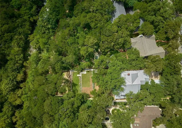 Photo 1 of Single family home for sale at 1012 Gaston Ave, Austin, TX 78703 | MLS# 5892460 | Listing updated on 2026-09-05
