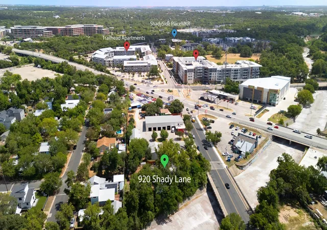 3rd image of 920 Shady Ln, Austin, TX 78702 | MLS# 1765850