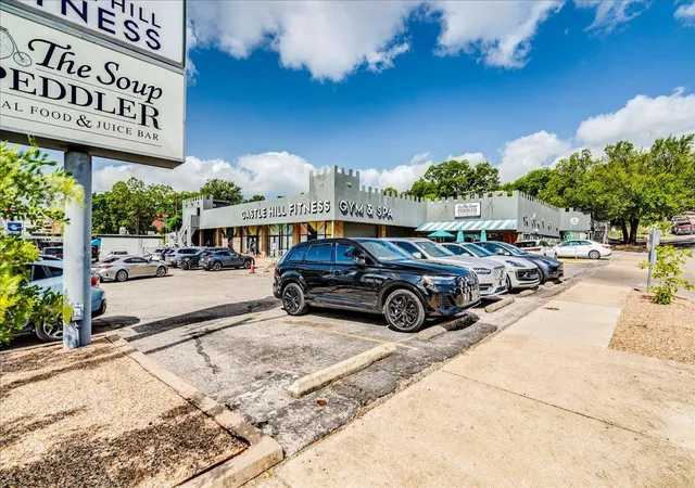 image of 1111 W 10Th St, Austin, TX 78703