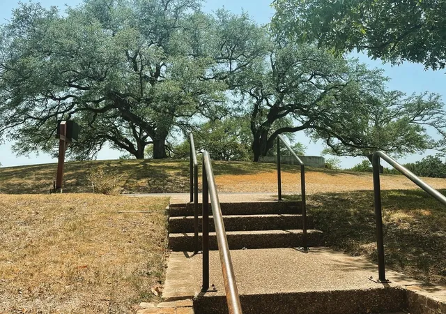 Photo 3 of Single family home for sale at 1706 Windoak Dr, Austin, TX 78741 | MLS# 7365493 | Listing updated on 2026-09-01