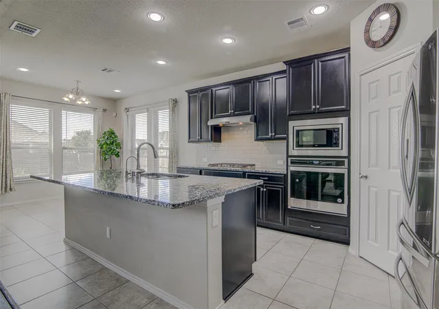 Photo 3 of Single family home for sale at 2012 La Gabriella Ln, Leander, TX 78641 | MLS# 4153516 | Listing updated on 2026-09-24