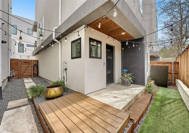 4th image of 2301 Bluebonnet Ln #4, Austin, TX 78704 | MLS# 9614828