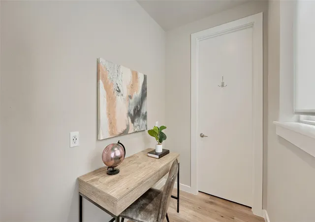 5th image of 2301 Bluebonnet Ln #4, Austin, TX 78704 | MLS# 9614828