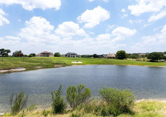 Homes for sale in Spicewood, TX | 2117 Lauren Dr, Spicewood, TX 78669 | MLS# 7437078