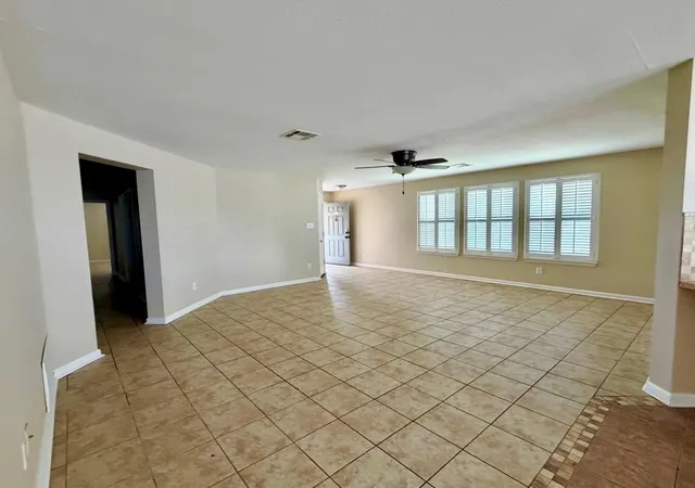 Photo 4 of Single family home for sale at 1148 Amberwood Loop, Kyle, TX 78640 | MLS# 8276408 | Listing updated on 2026-09-29
