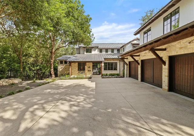 Photo 3 of Single family home for sale at 3413 Bunny Run, Austin, TX 78746 | MLS# 6114635 | Listing updated on 2026-08-30