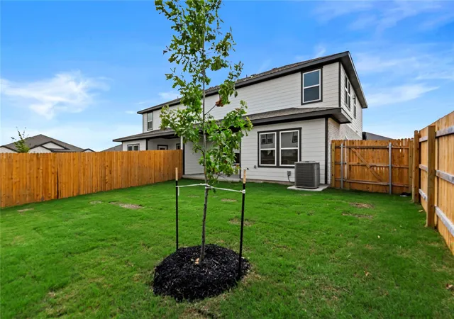 2nd image of 15116 A Afleet Alex St, Manor, TX 78653 | MLS# 2374872
