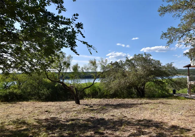 3rd image of 637 Wesley Ridge Dr, Spicewood, TX 78669 | MLS# 5575739
