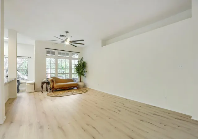 Photo 3 of Sale Pending at 206 Gann St, Georgetown, TX 78626 | MLS# 2511585 | Listing updated on 2026-08-13