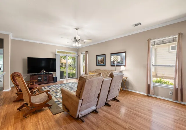 Photo 3 of Single family home for sale at 334 Portsmouth Dr, Georgetown, TX 78633 | MLS# 2260455 | Listing updated on 2026-09-23