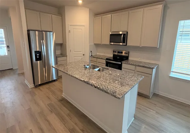 Photo 2 of Single family home for sale at 124 Sleep Holw, Jarrell, TX 76537 | MLS# 5549936 | Listing updated on 2026-10-15